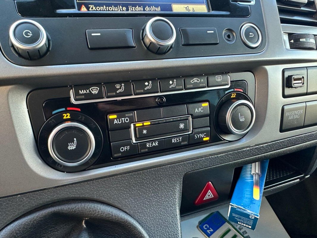 Volkswagen Multivan foto 15