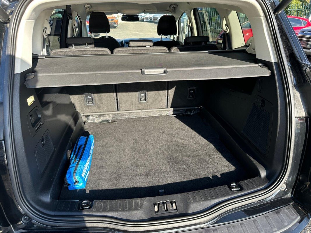 Ford S-MAX foto 6
