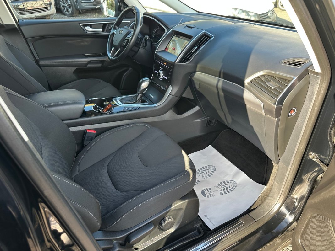 Ford S-MAX foto 10