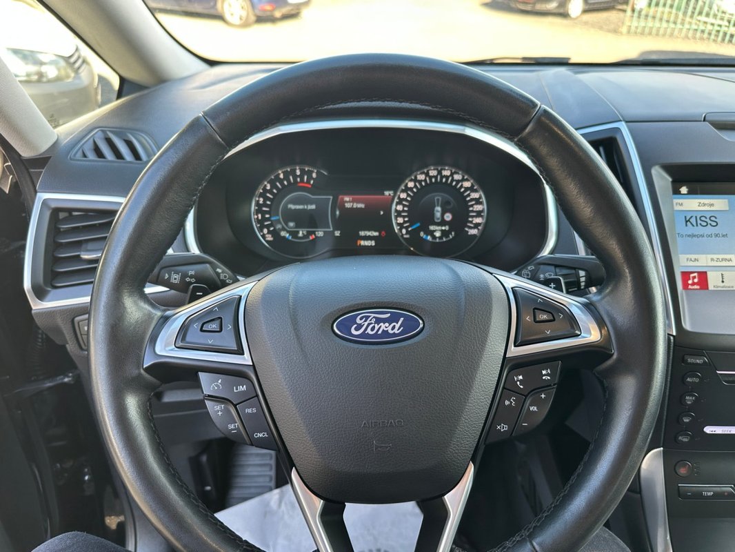 Ford S-MAX foto 15