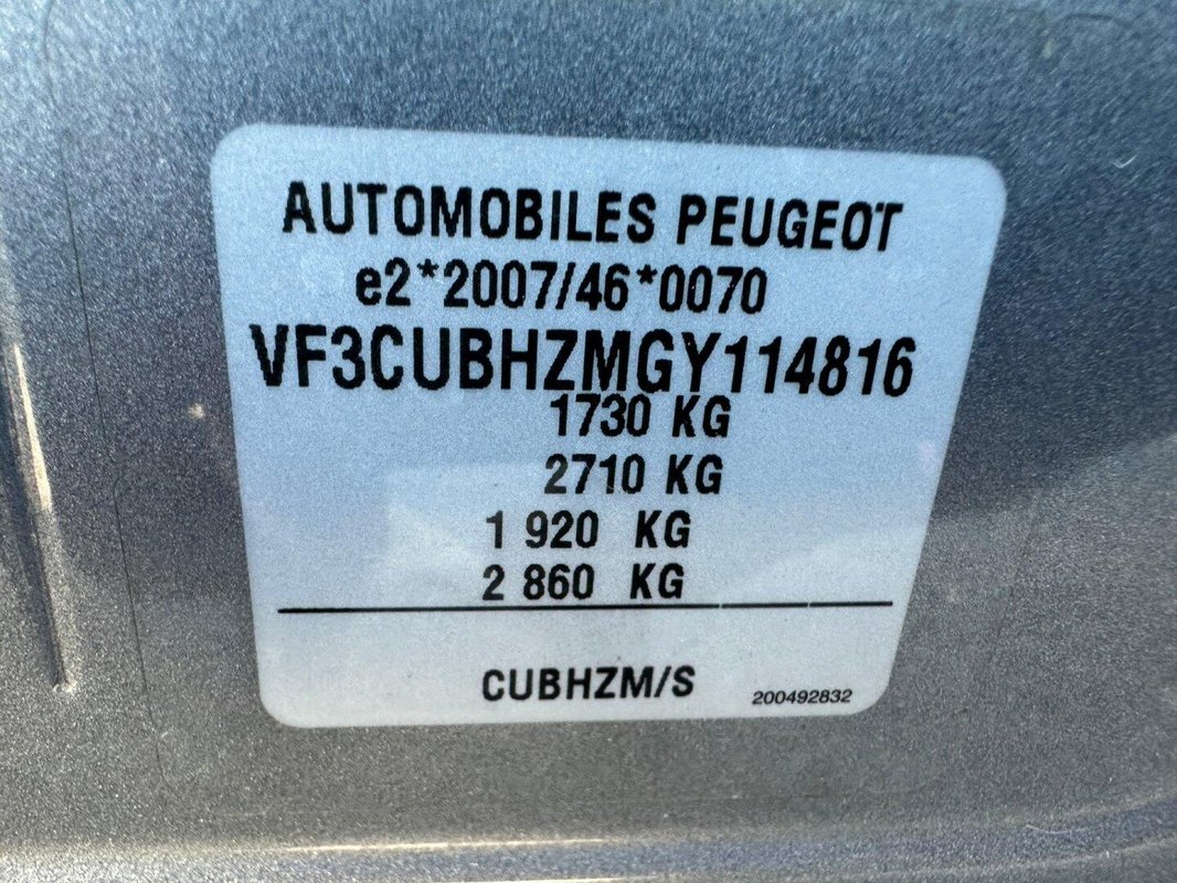 Peugeot 2008 foto 7