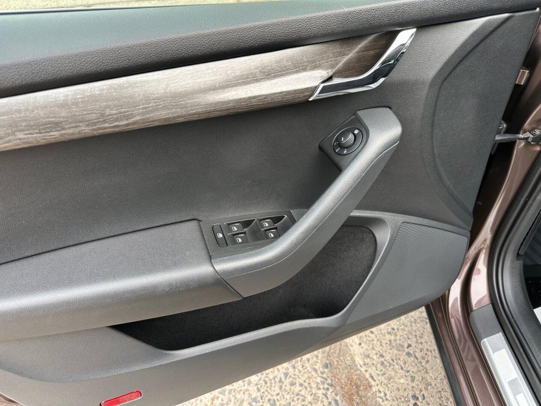 Škoda Octavia foto 2