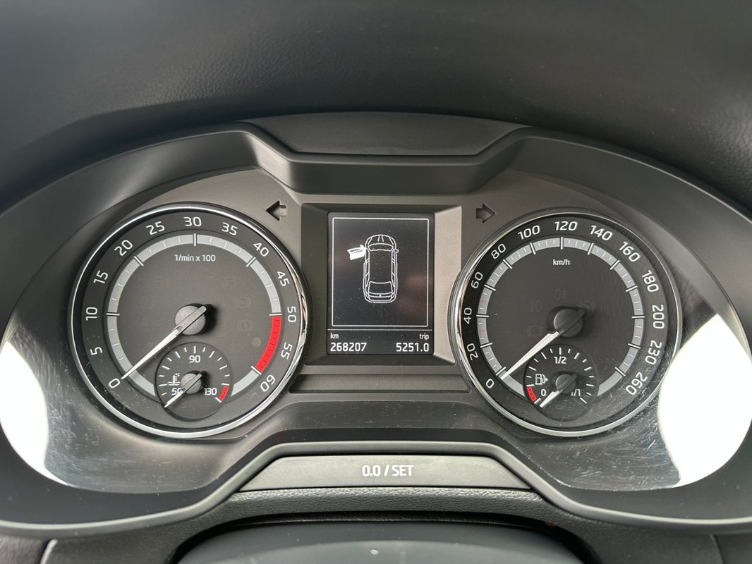 Škoda Octavia foto 10