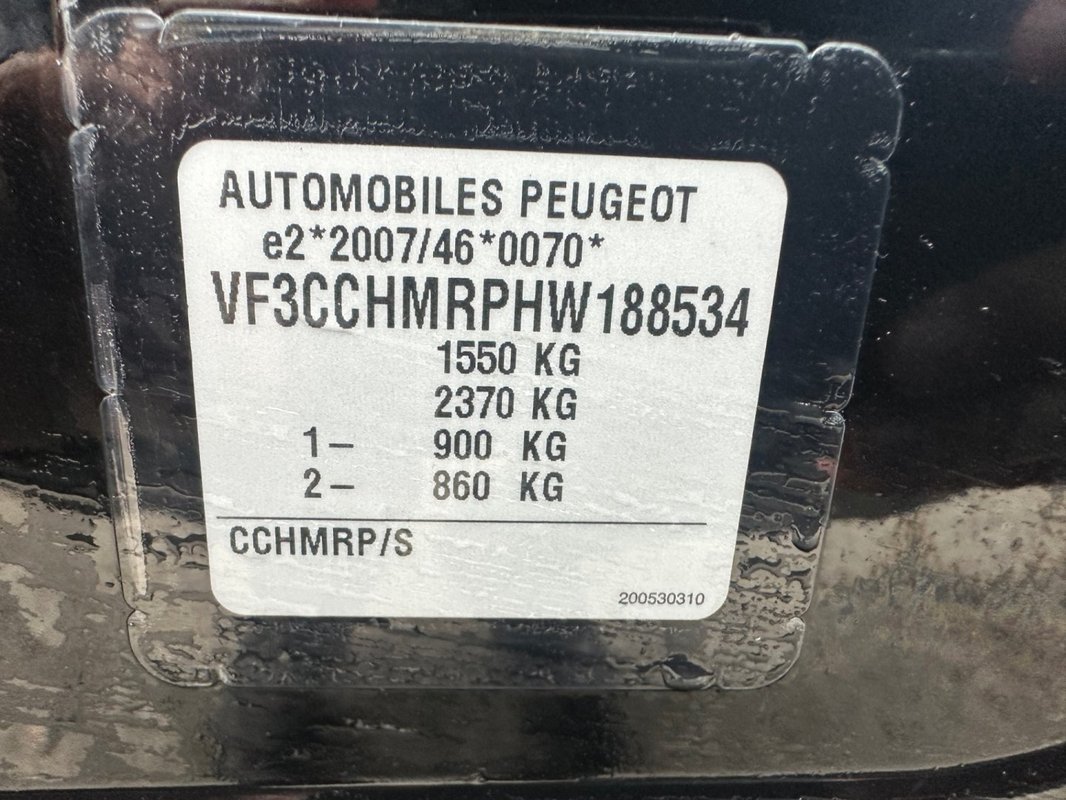 Peugeot 208 foto 7