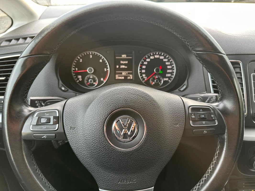 Volkswagen Sharan foto 10