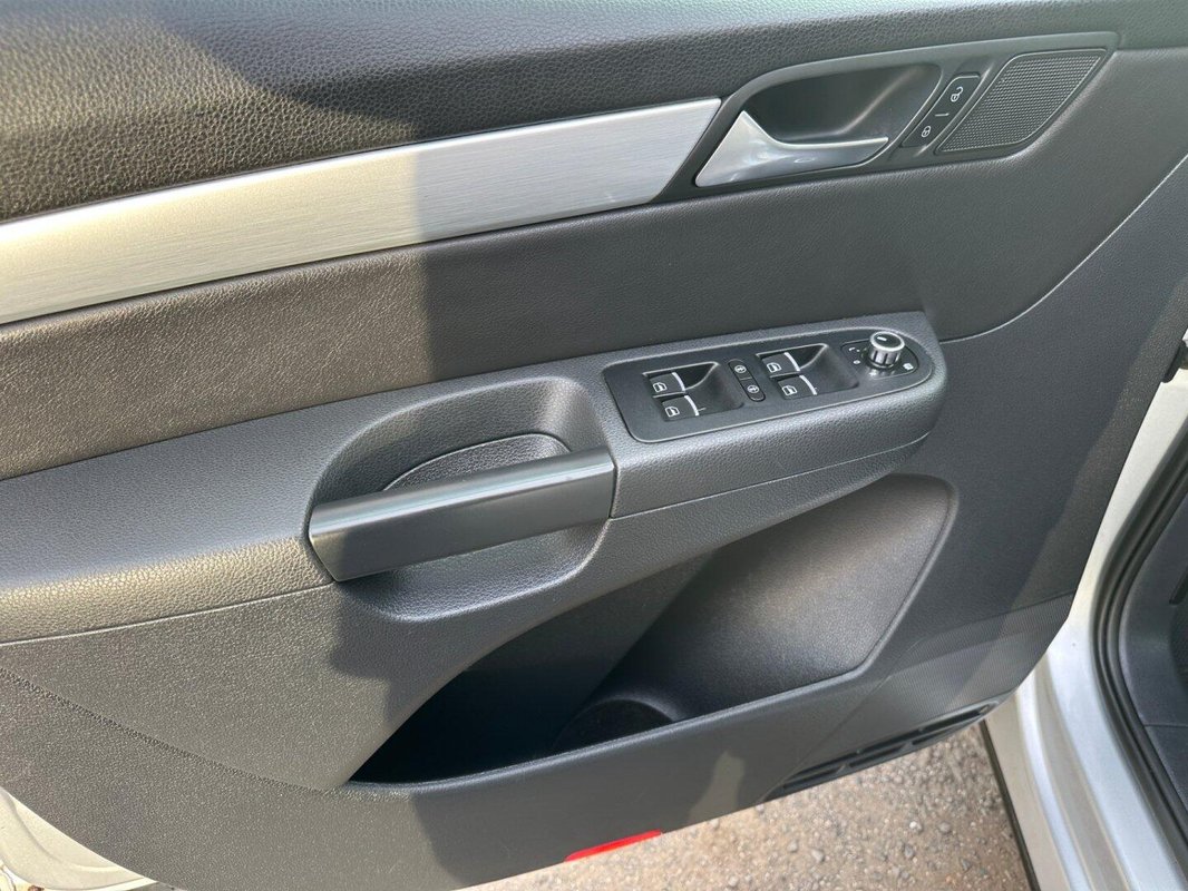 Volkswagen Sharan foto 34