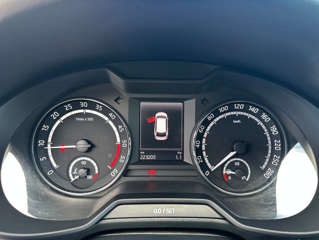 Škoda Octavia foto 11