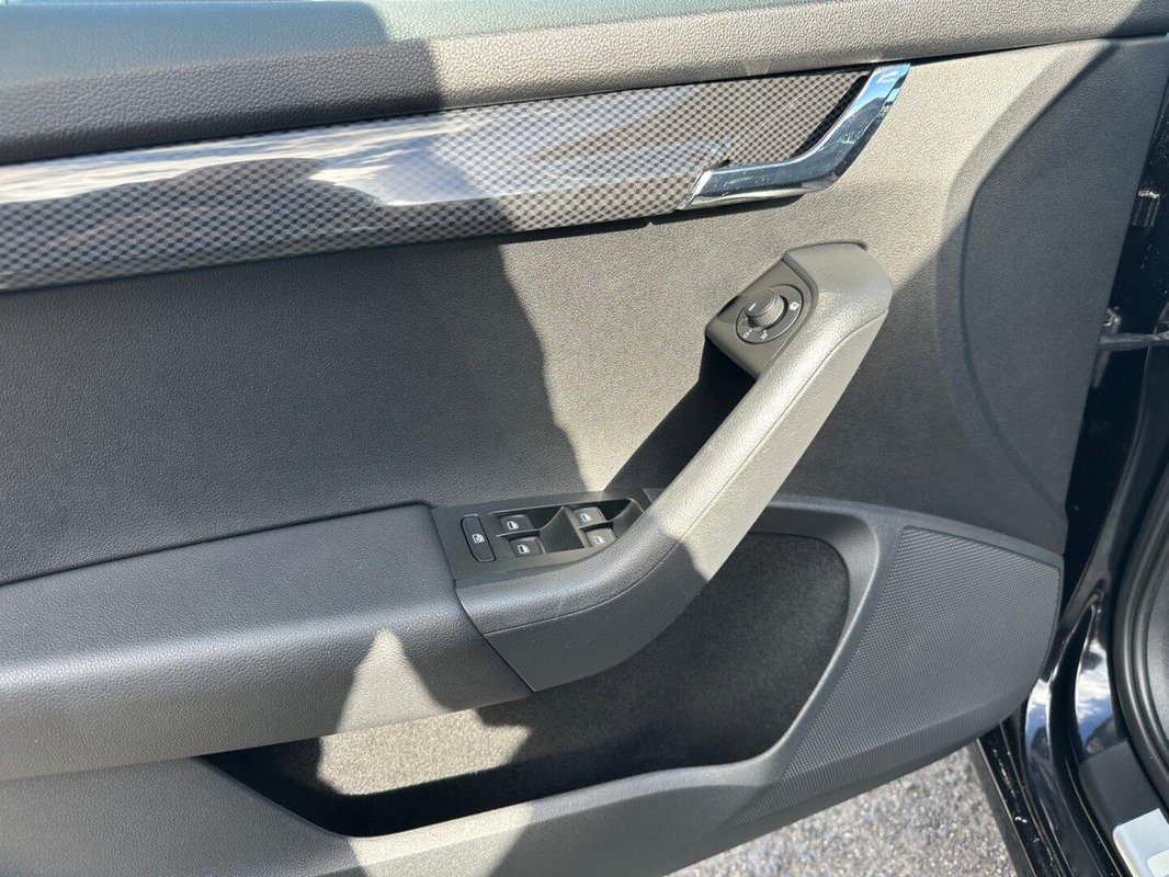 Škoda Octavia foto 32