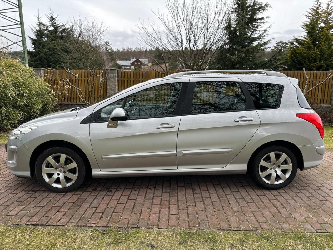 Peugeot 308 foto 24