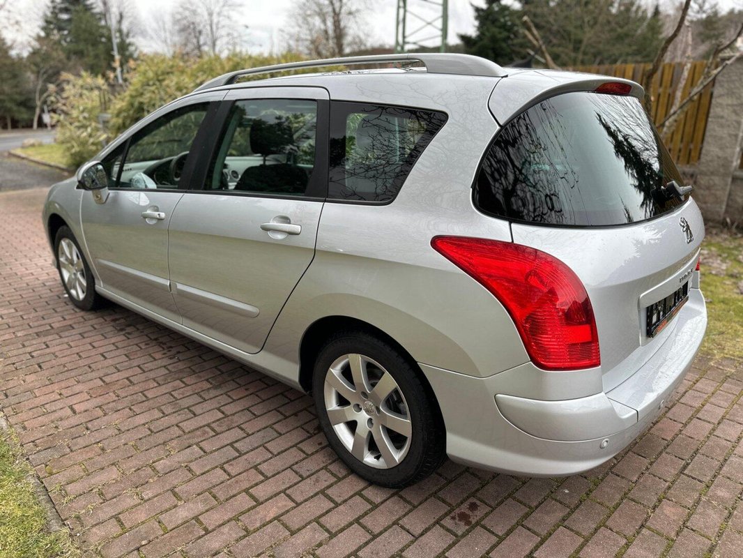 Peugeot 308 foto 25