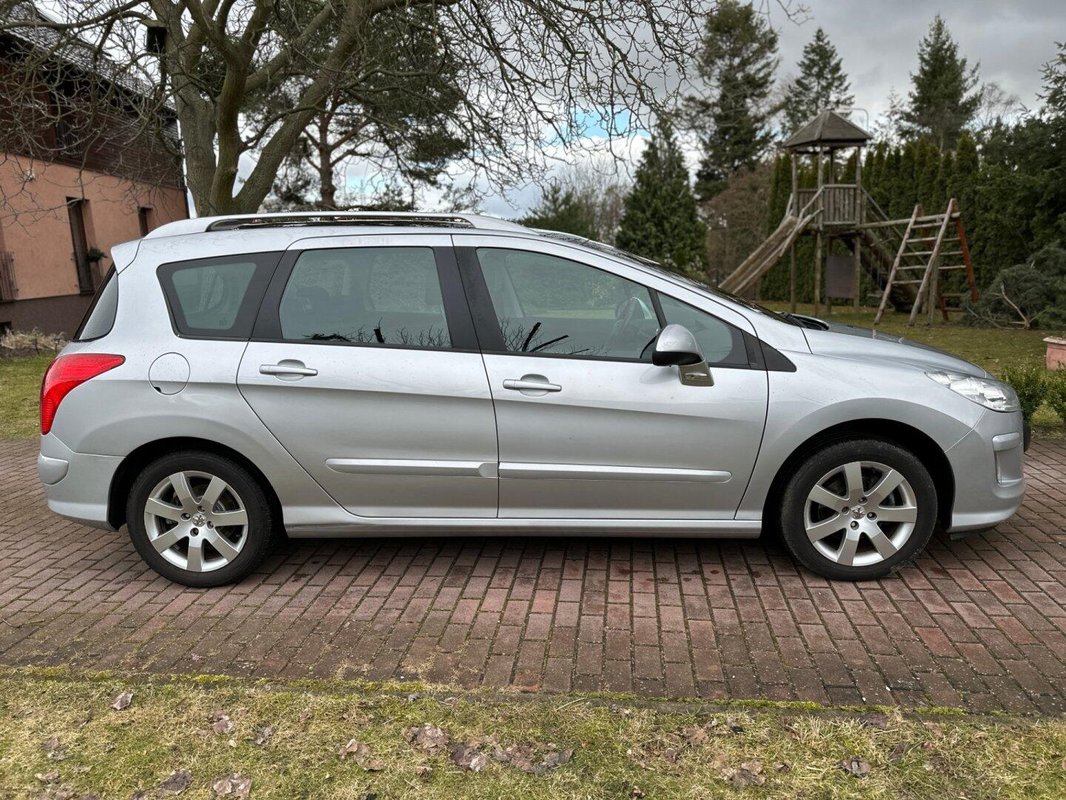Peugeot 308 foto 28